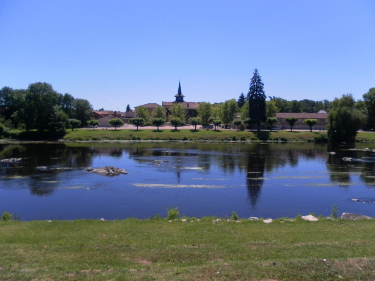La Belle Vienne Acomodação com café da manhã Exideuil-sur-Vienne Exterior foto