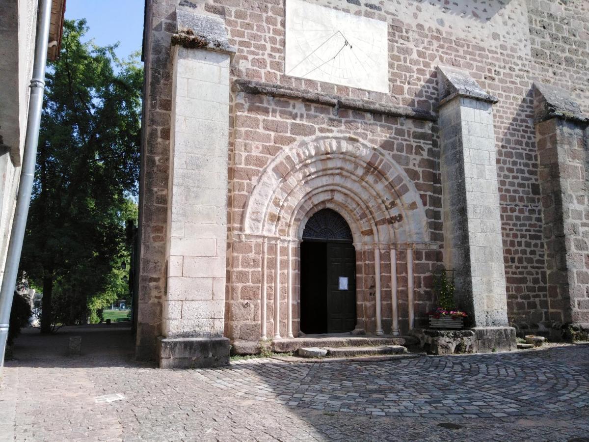 La Belle Vienne Acomodação com café da manhã Exideuil-sur-Vienne Exterior foto